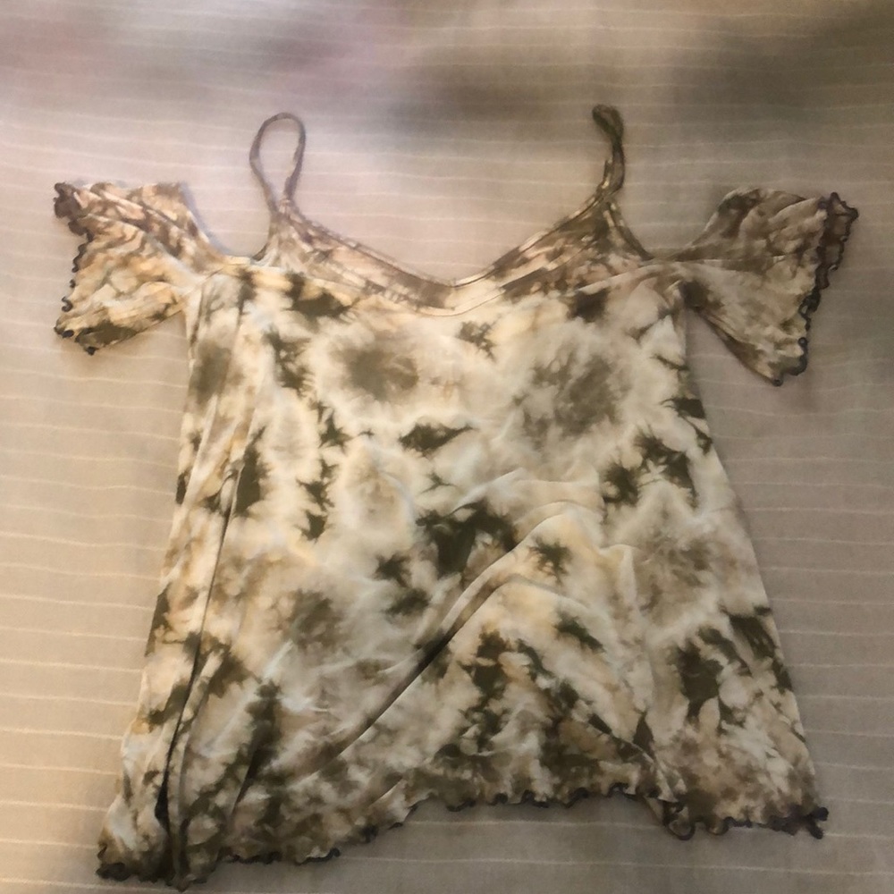 American Eagle top